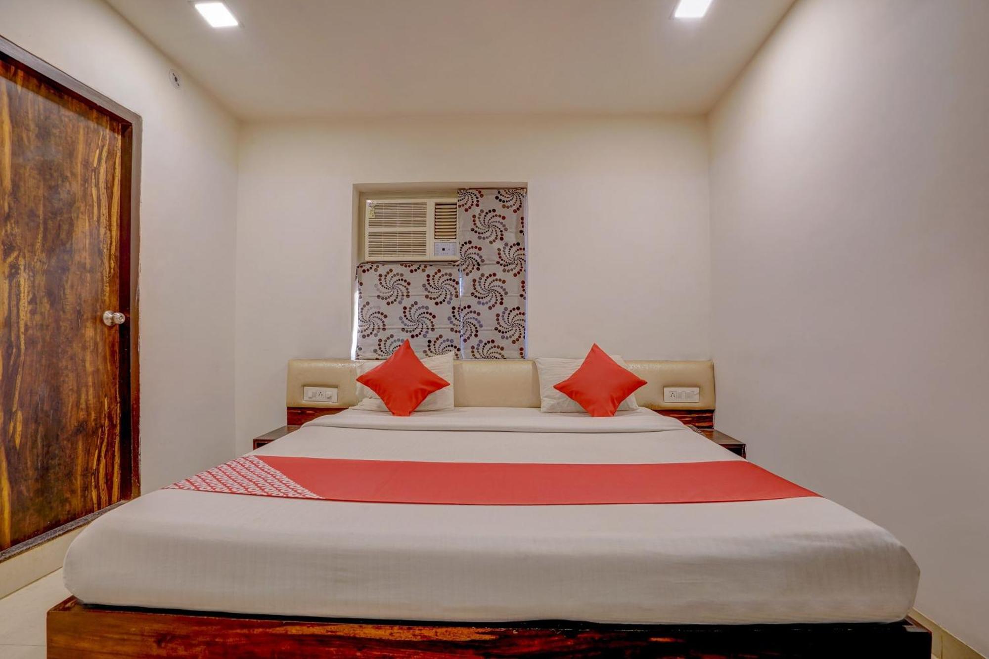 Super Hotel O Traveller Inn Λάκναου Εξωτερικό φωτογραφία