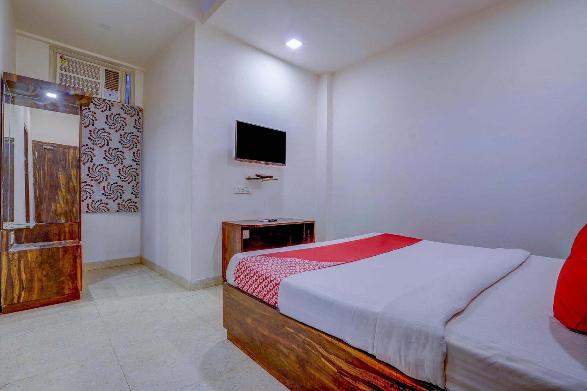 Super Hotel O Traveller Inn Λάκναου Εξωτερικό φωτογραφία